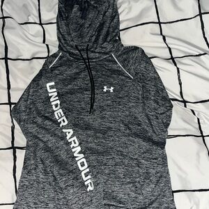 under armour light weight pullover